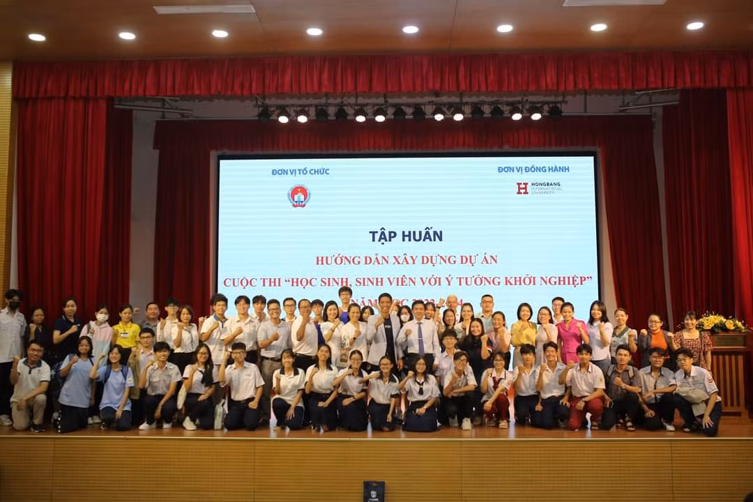 9bf0dba156e1ed228ff0.jpg