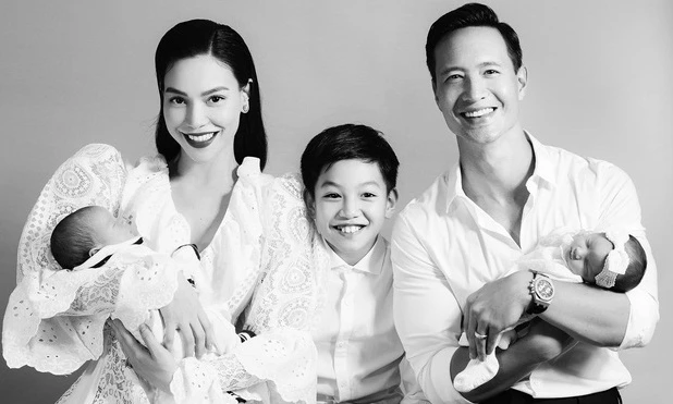 Hồ Ngọc Hà đăng ảnh cặp song sinh, netizen rơi nước mắt vì 1 chi tiết quá ý nghĩa
