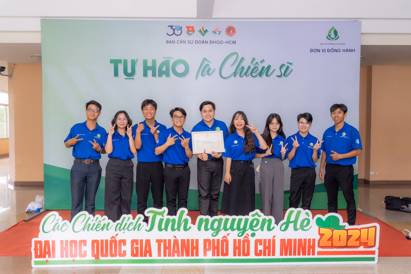 9cbae9d329de769e1d63.jpg