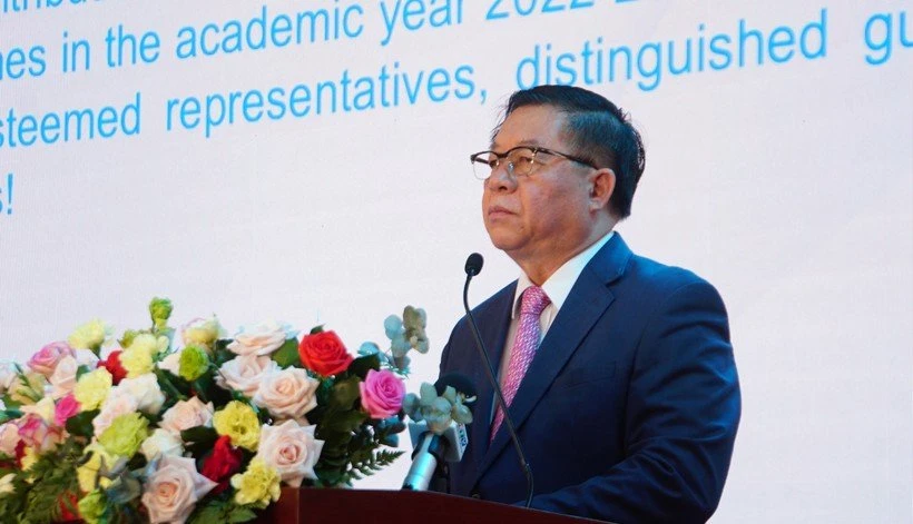 Lời nhắn nhủ cực ý nghĩa cho sinh viên: Hãy sống có lý tưởng, hoài bão và khát vọng cống hiến
