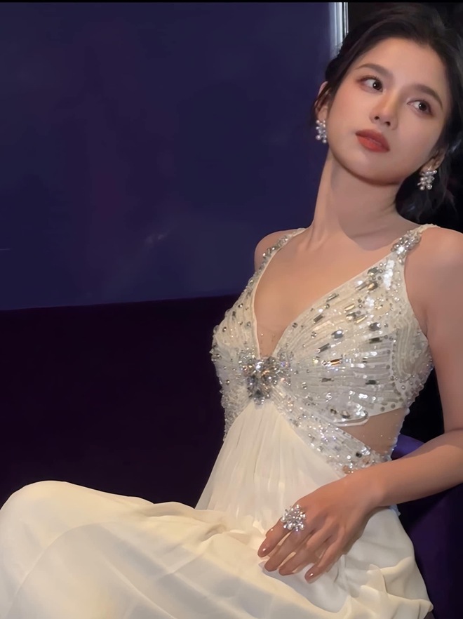 9d2ea5d29fedb81890bf.jpg