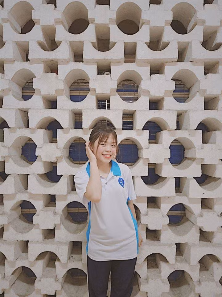 9d9b80a4d625f73c0afd.jpg