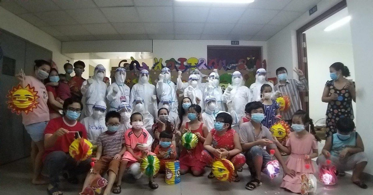 Trung Thu đặc biệt giữa mùa dịch: Khi tình yêu thương vượt qua mọi khoảng cách