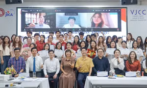 9f8b8356709c7eb60bb6.jpg
