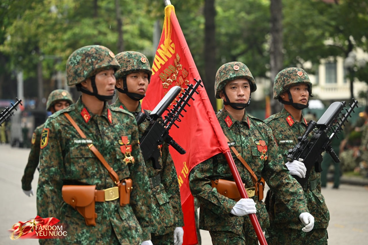 a0008ac3ef3d5b0ee21c.jpg