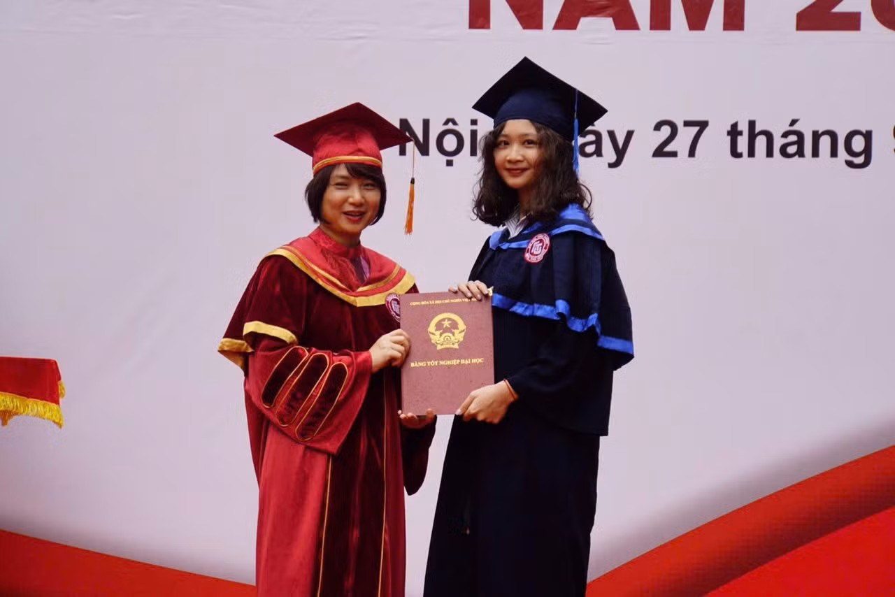 a056bccf61a24d1012b2.jpg