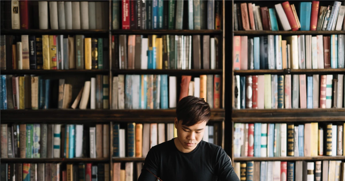 Anh chàng 9X tốt nghiệp ĐH Ngoại thương thành nghệ sĩ calligraphy đỉnh cao, làm việc với cả Hermes lẫn Gucci