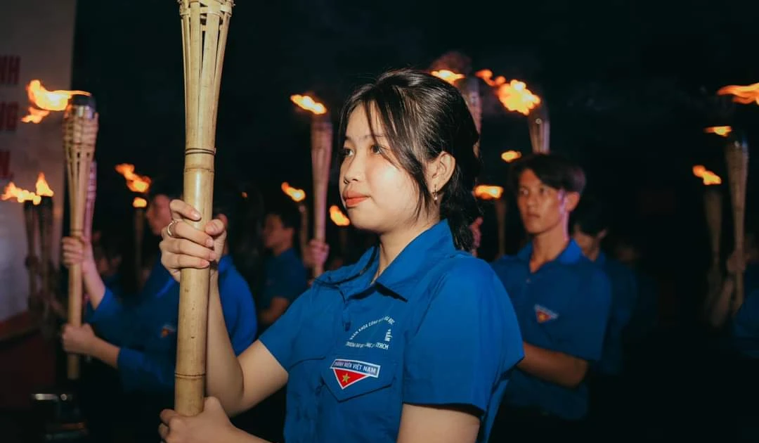 Thành Đoàn TP. HCM mở cuộc thi viết "Khát vọng cống hiến - Lẽ sống thanh niên" - Gen Z ơi, đây là cơ hội tỏa sáng! ✨
