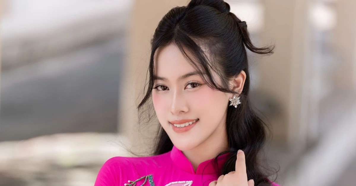 Tỏa sáng vẻ đẹp Ngoại ngữ 2025: Top 20 cực phẩm lộ diện, sẵn sàng chinh phục vương miện