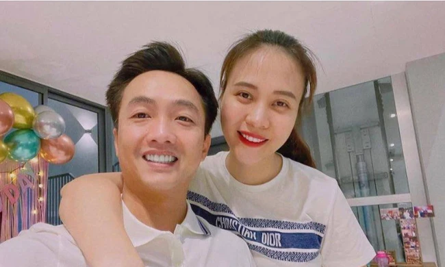 Chỉ hai từ này đủ biết Cường Đôla cưng vợ "quên lối về" rồi các mẹ ơi