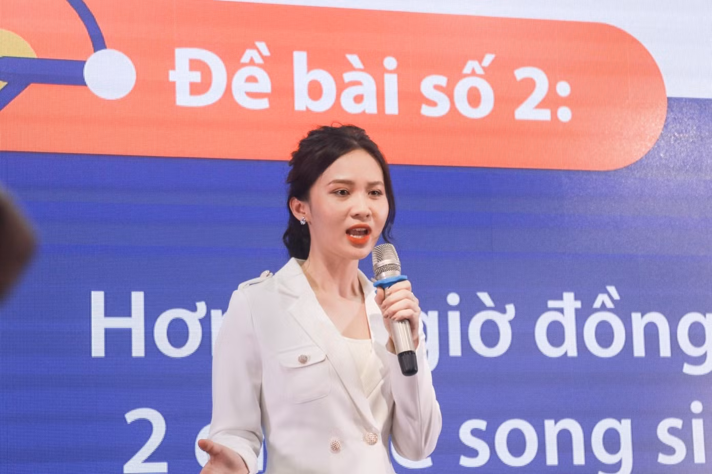 a2cd7866e4e4319616cc.jpg