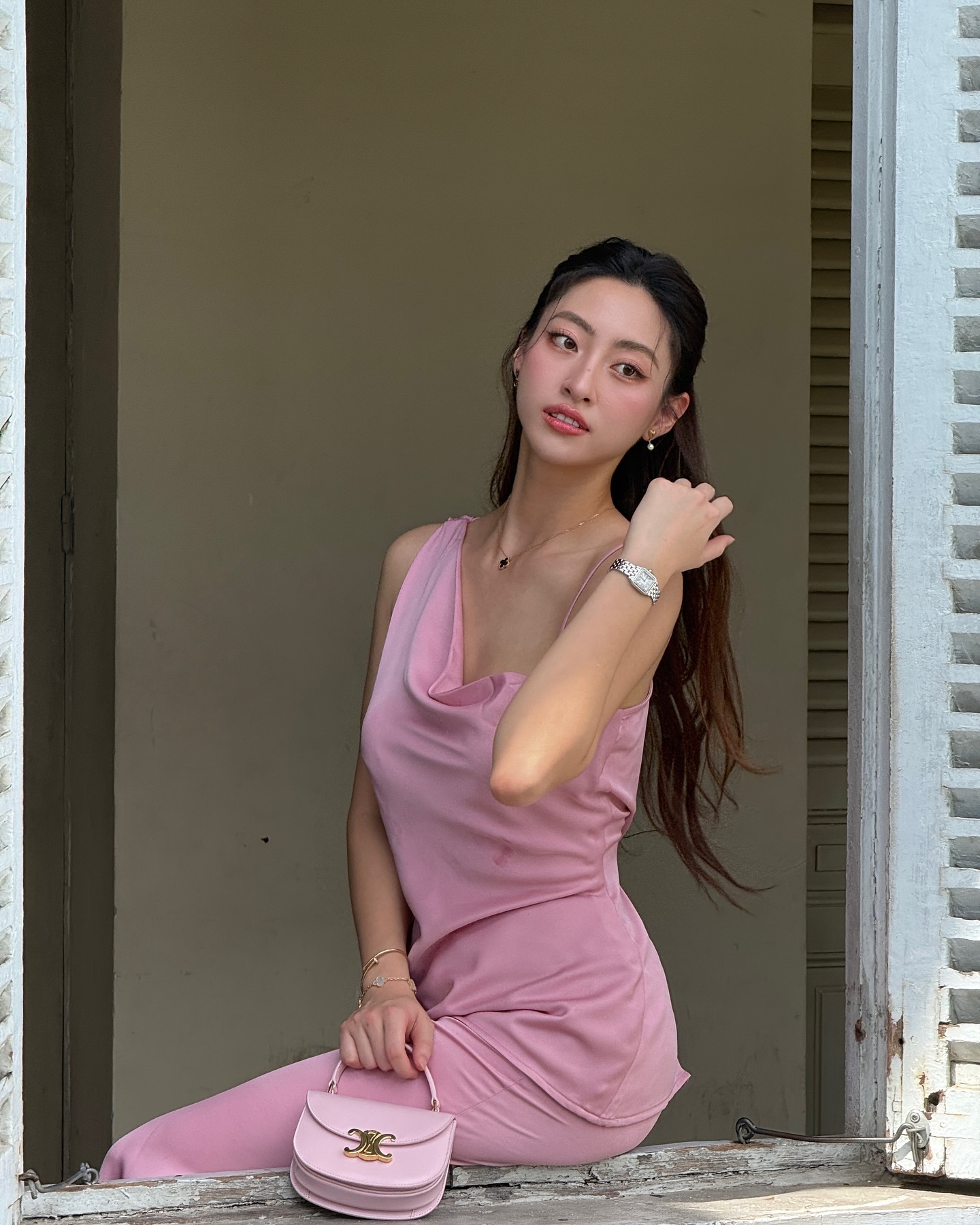 a2d84bb3241c13bcd069.jpg