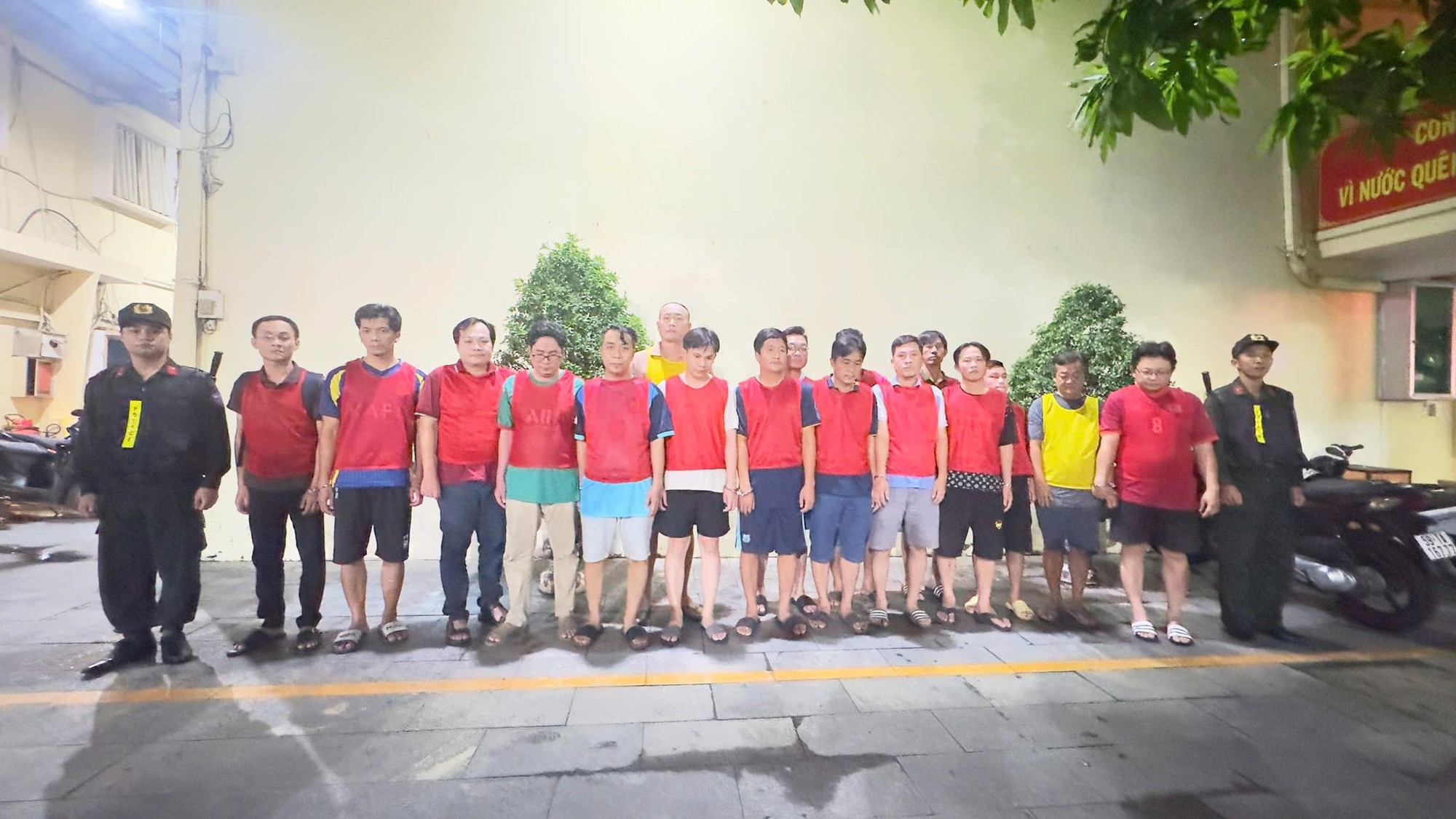 a2fe43fee4c811ca76a3.jpg