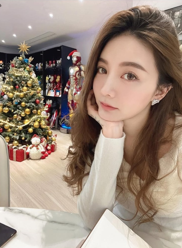a3a5a8a2c14e8545f51c.jpg