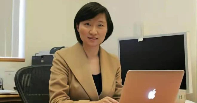 Cô gái nghèo 35 tuổi thành giáo sư Harvard: Hành trình từ căn nhà 20m² đến đỉnh cao tri thức ✨