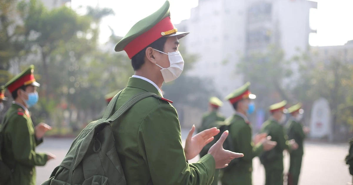 Những chuyến xe yêu thương chở sinh viên về quê ăn Tết, ấm lòng quá đi!