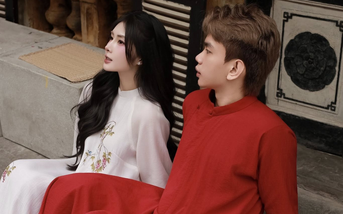 Quỳnh Alee tung ảnh tình bể bình với bạn trai tuyển thủ, dân tình ghen tị hết nấc