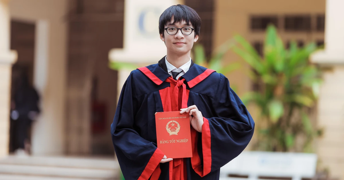 Chàng trai Việt chinh phục chương trình Thạc sĩ Bảo mật thông tin lâu đời nhất tại Pháp: Từ mê phim hoạt hình đến ước mơ bảo vệ dữ liệu