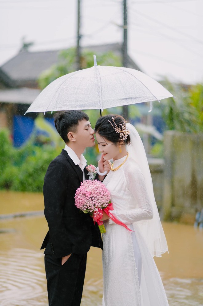 a4d892a014aff16bf85b.jpg