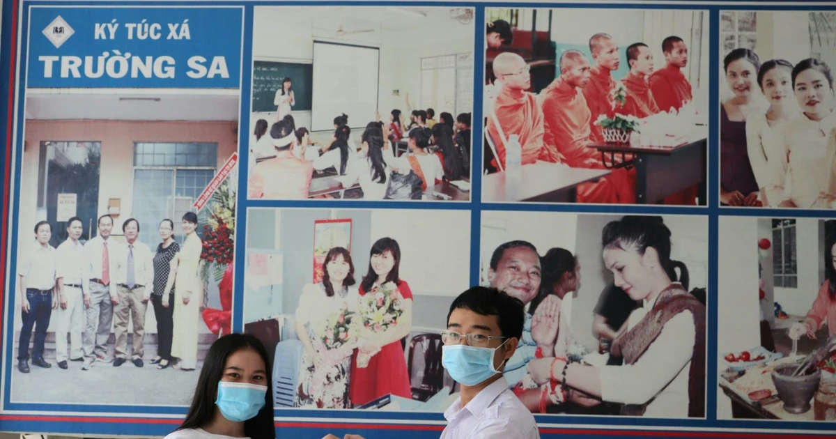 Mùa dịch này giúp được sinh viên, mệt hơn một chút cũng thấy vui