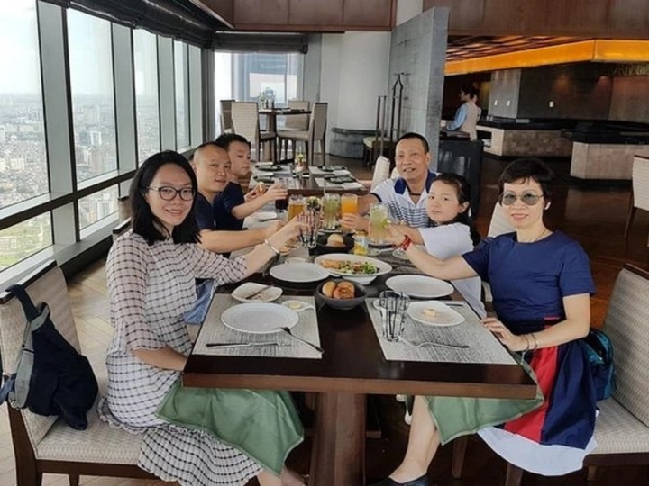 a599595a8987d15695f3.jpg