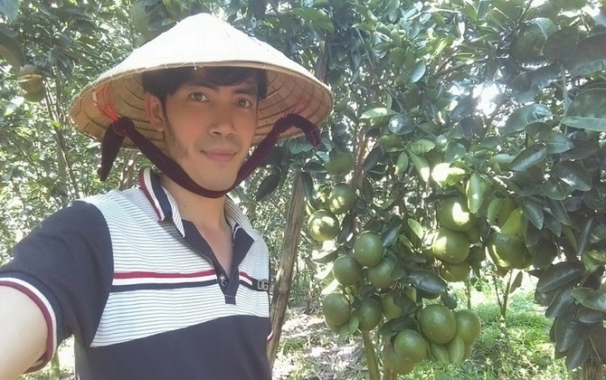 Bỏ phố về quê trồng cam sành - Cựu sinh viên ĐH Văn Lang "phơi" cả thanh xuân với vườn cam trăm tỷ