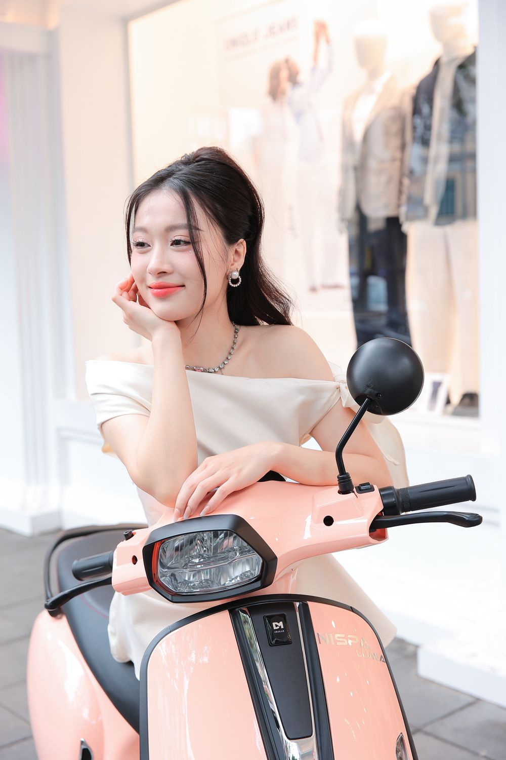 a635eb3a025f929c7c04.jpg