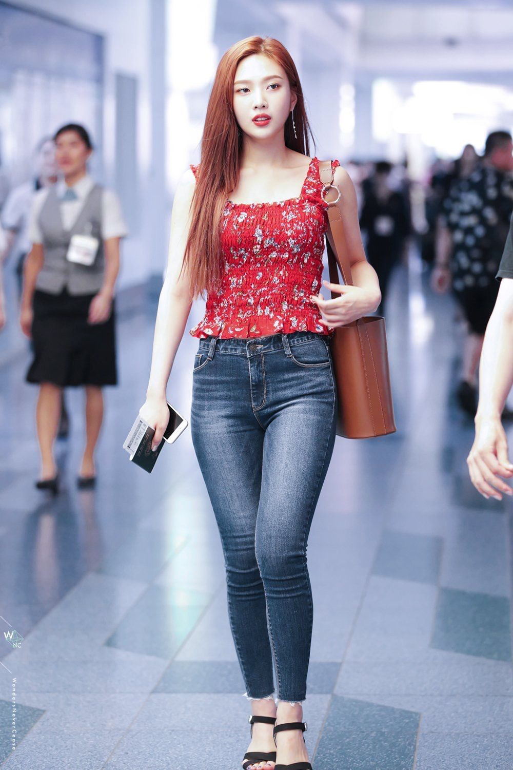 a6ca240e0c2a36767e9d.jpg