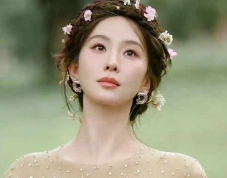 Lưu Thi Thi "thả thính" cộng đồng mạng, visual đỉnh như tiên nữ hạ phàm ‍♀️✨