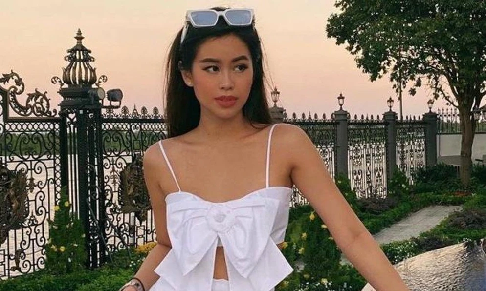 Tiên Nguyễn: Rich kid "xịn" không chỉ mê hàng hiệu mà còn làm từ thiện cực xịn luôn nha