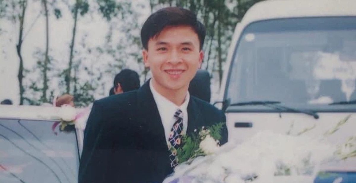 Bộ ảnh cưới năm 1999 gây sốt triệu view: Visual chú rể đỉnh đến nỗi ai cũng phải trầm trồ