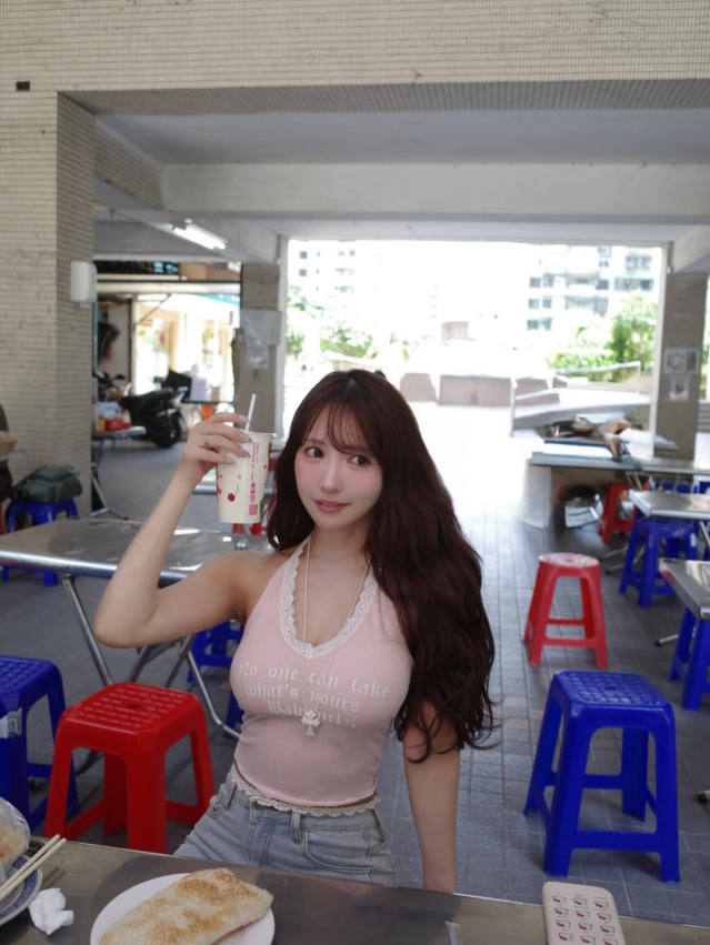 a7a1f0c7a8e151425f3d.jpg