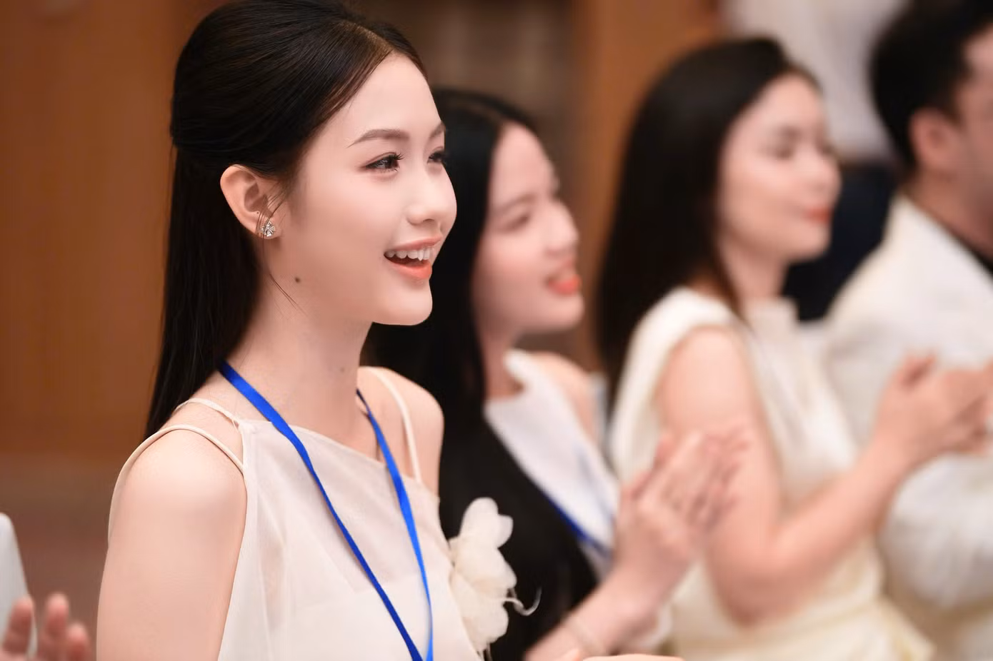a8361cbf8617bd80cd04.jpg