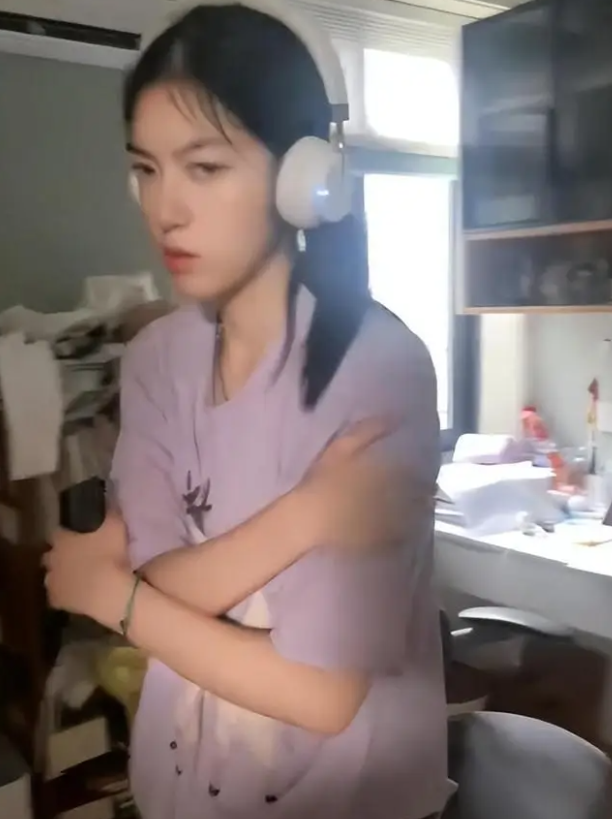 a9d7ab8897ba24e2db04.png