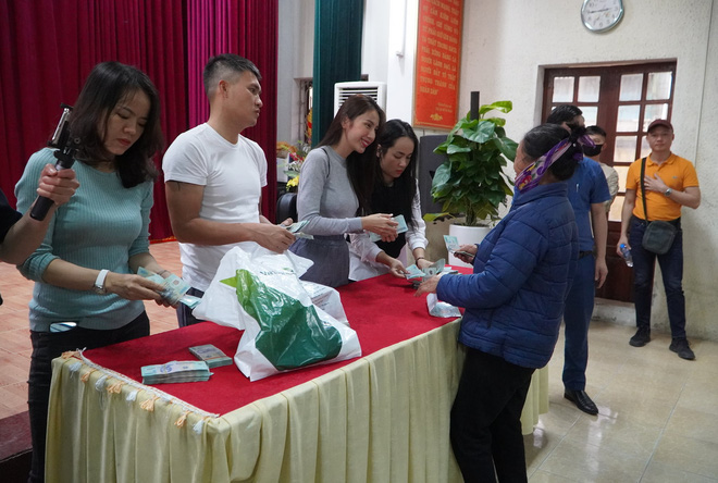 a9d9197cd60ba7d35e14.jpg