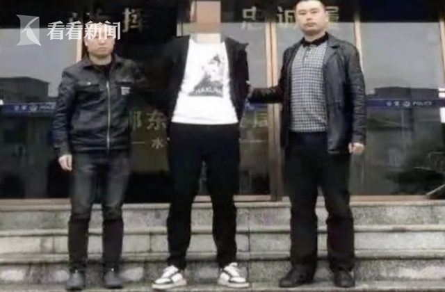 aa53d8cf277e850ef838.png