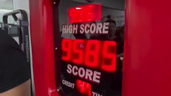 aaeab7b3d45fc6c3fb40.jpg