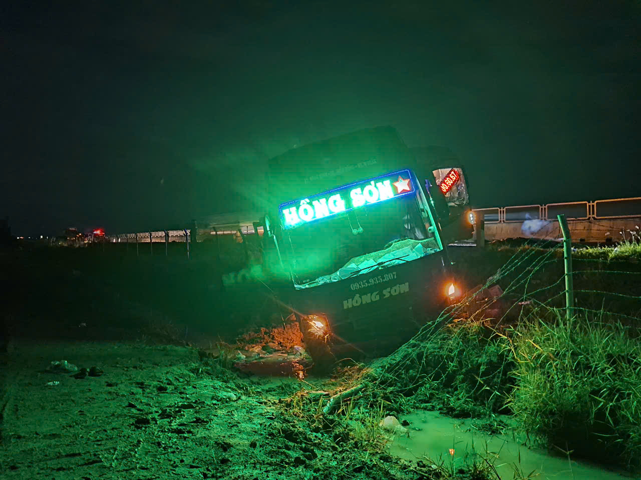 ab239f374cfa344138f0.jpg
