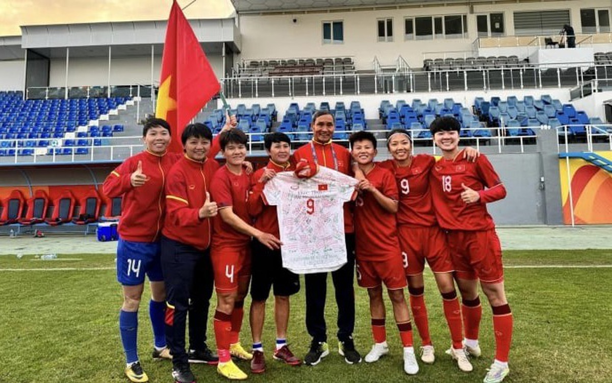 acf1fc12fdd41cd17d32.jpg
