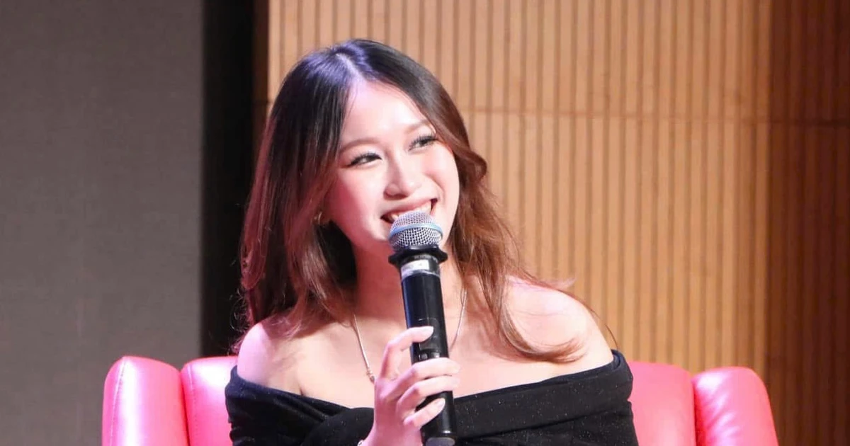 Từ cô bạn trường làng đến Đại sứ truyền cảm hứng của gen Z