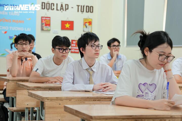 ad2ebcaa927106016184.jpg