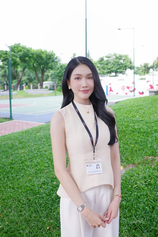 adb18606aaf6648b60d5.jpg
