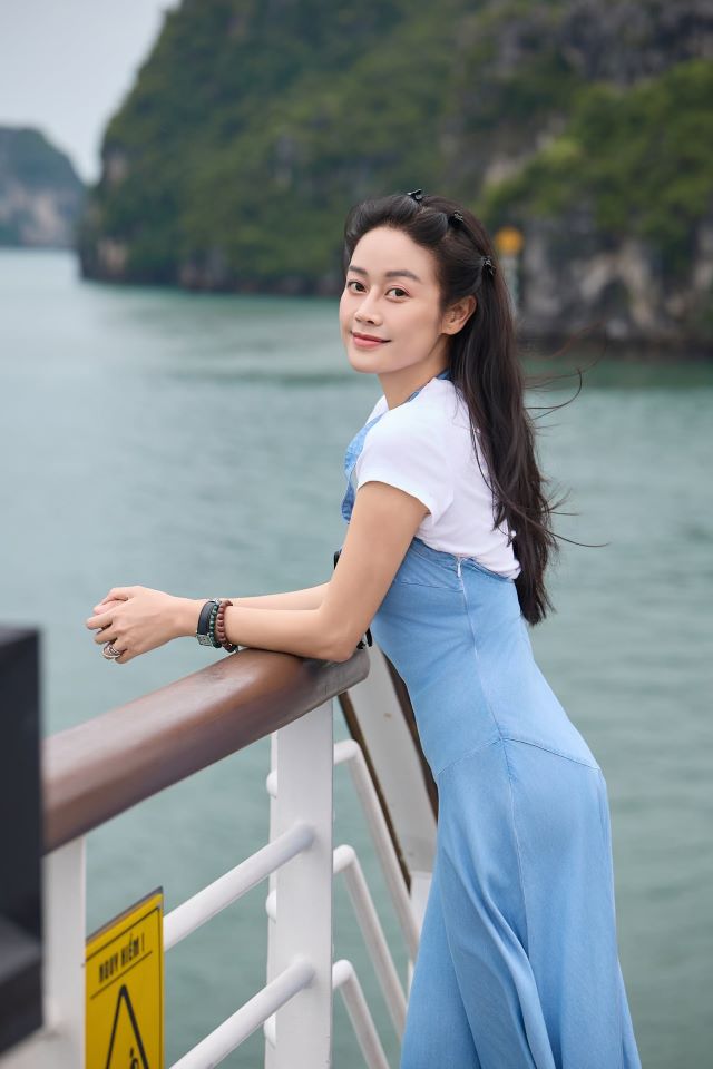 adee274fafd9bf06a828.jpg