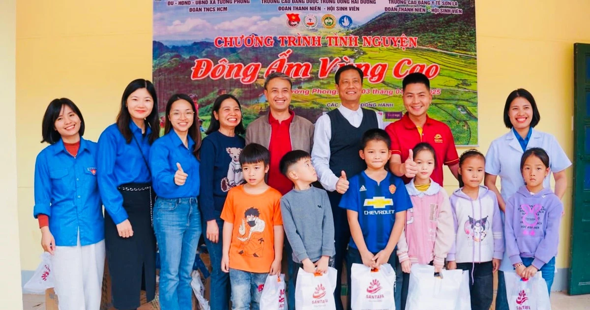 Gói yêu thương trao tận vùng cao - Hành trình "Đông ấm" siêu ý nghĩa của đoàn thiện nguyện tại Sơn La