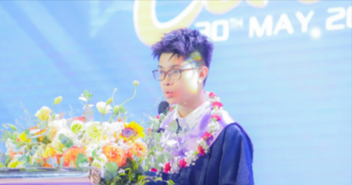 Nam sinh GenZ rinh học bổng Đại sứ Vương quốc Anh 100%, flex luôn slot Data Science tại ĐH Stirling ✨
