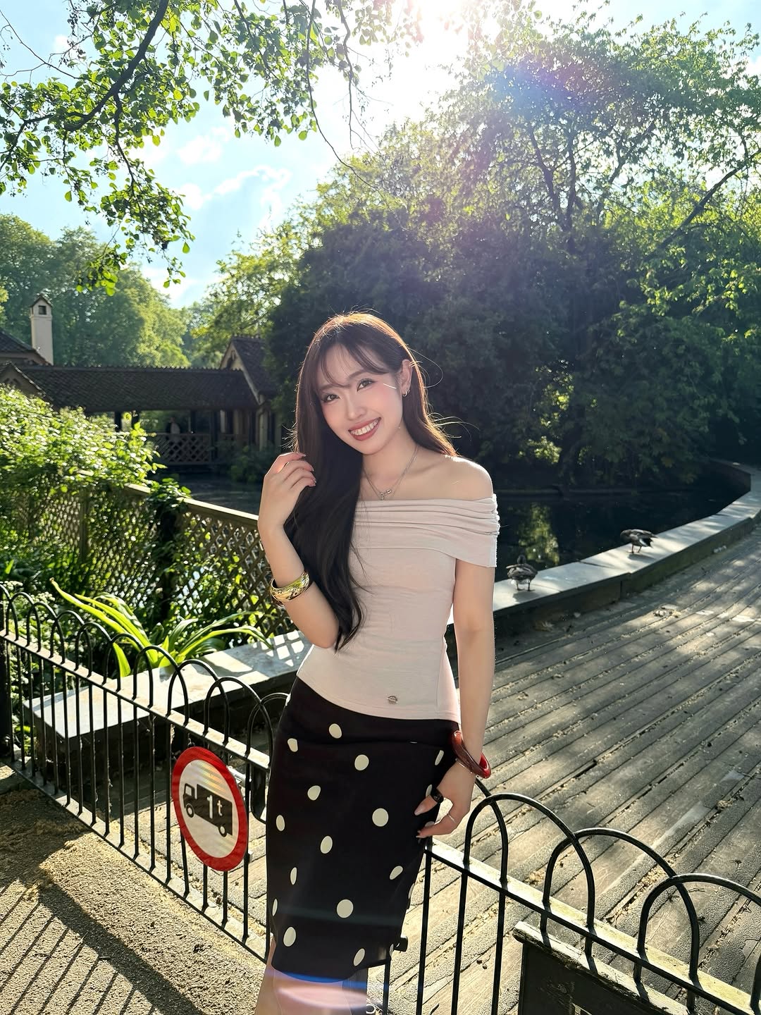 aef4d45940078d61b014.jpg
