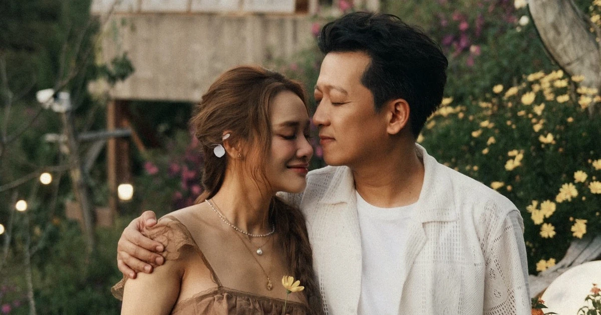 Trường Giang - Nhã Phương khoe ảnh gia đình "phát ghen", sắp đón bé thứ 3 rồi nha!