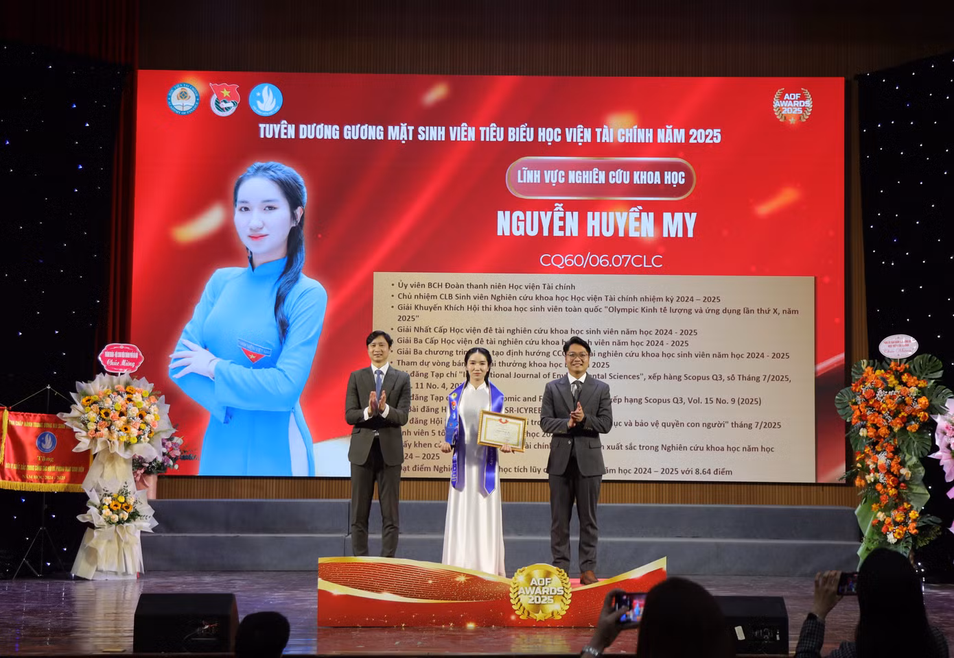 afce73d927f297084dfe.jpg