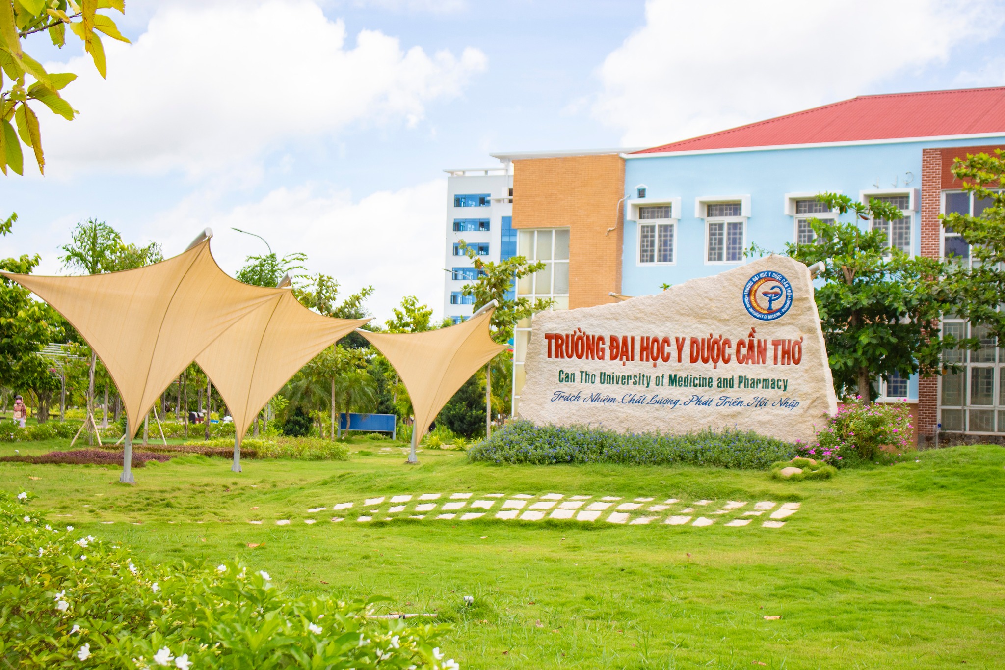 b0821f0bd36caf624181.jpg