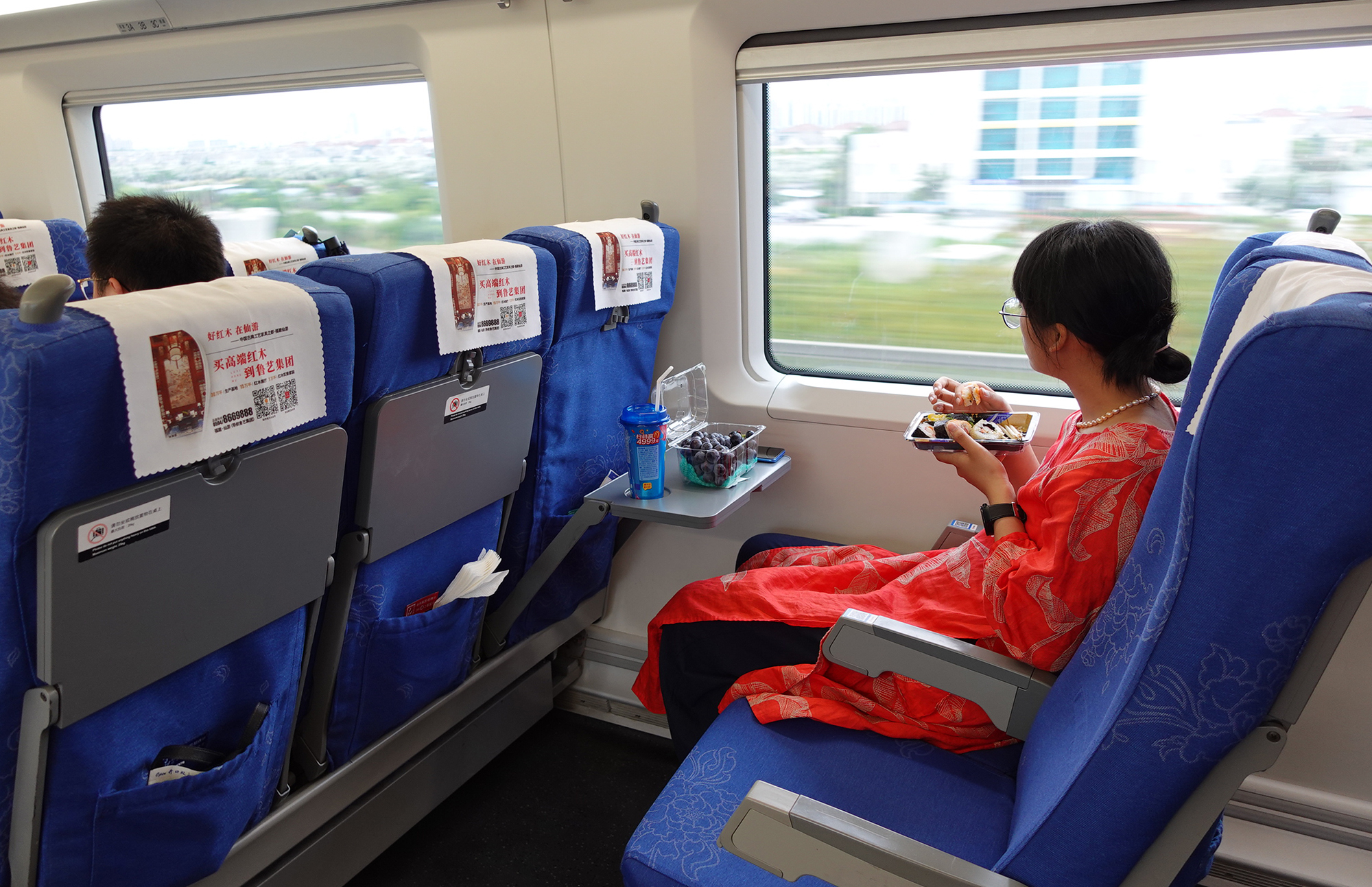 b0f3680ddac85aa5d52d.jpg